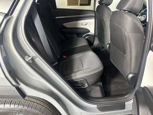 Used 2024 Hyundai Tucson SE FWD image 15