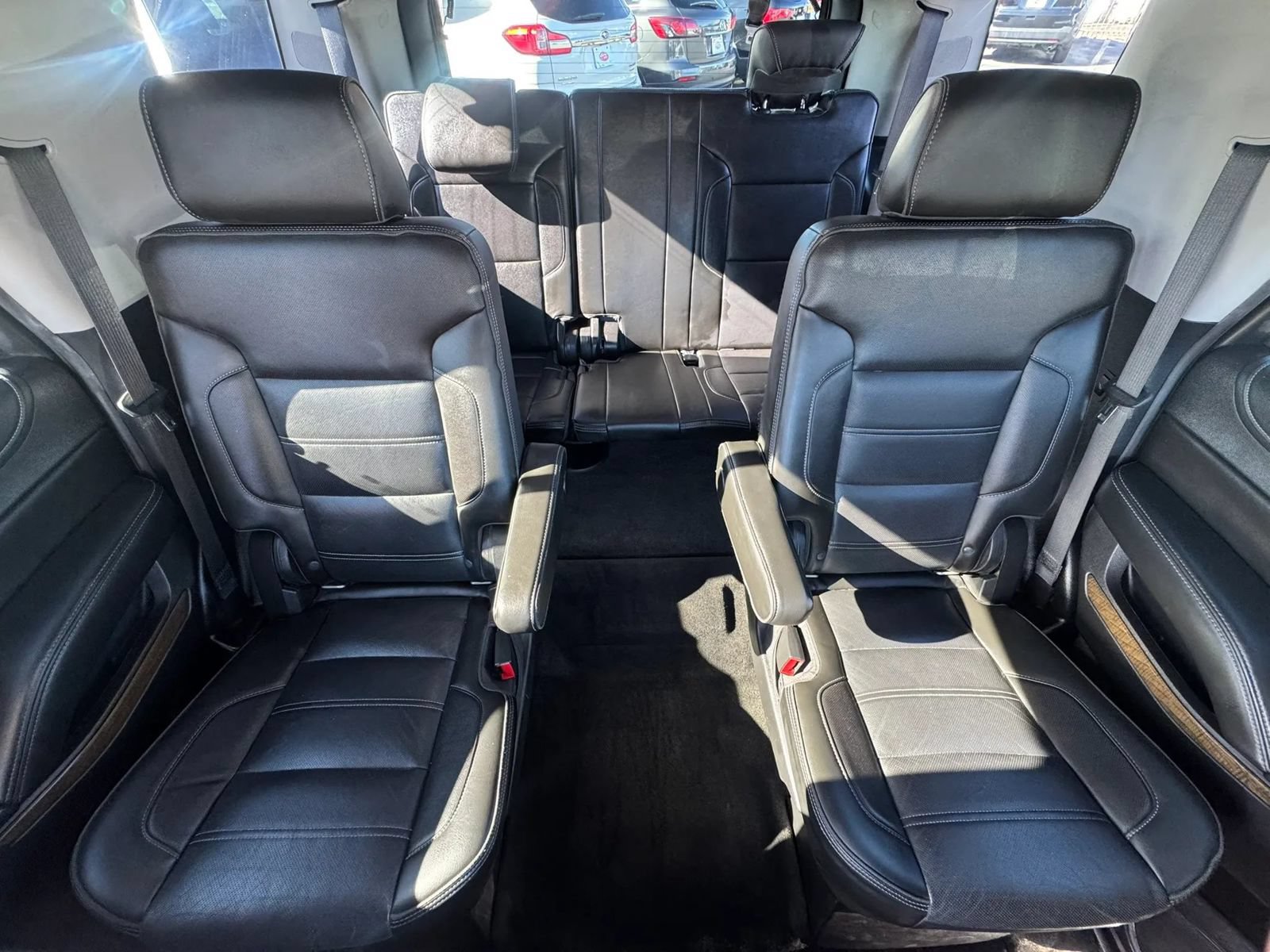 Used 2019 GMC Yukon Denali w/ Open Road Package AWD/4WD image 44