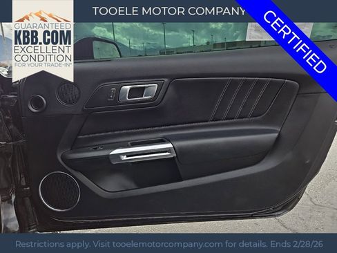 Used 2022 Ford Mustang Premium image 36