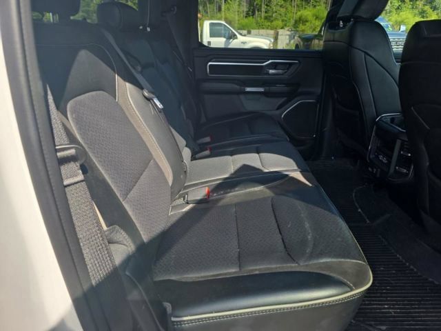 Used 2024 RAM 1500 Laramie AWD/4WD image 13