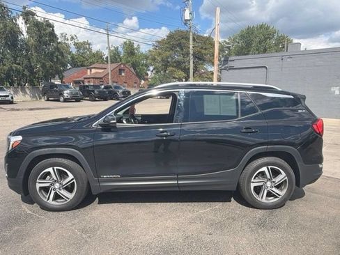 Used 2018 GMC Terrain SLT w/ Preferred Package FWD image 4