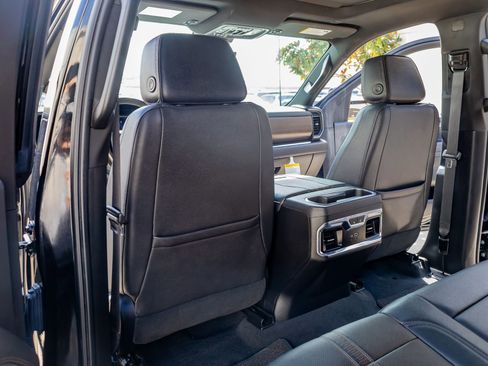 Used 2024 Chevrolet Silverado 3500 High Country w/ Technology Package image 34