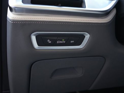 Used 2024 BMW X7 M60i w/ Executive Package image 24