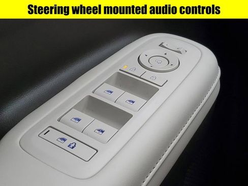 Used 2024 Hyundai Santa Fe Calligraphy image 23