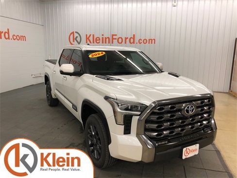 Used 2024 Toyota Tundra Platinum image 1