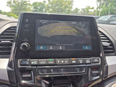 Used 2018 Honda Odyssey EX-L image 16