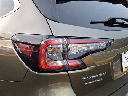 Used 2020 Subaru Outback Touring XT image 15