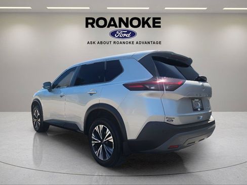 Used 2023 Nissan Rogue SV AWD/4WD image 11