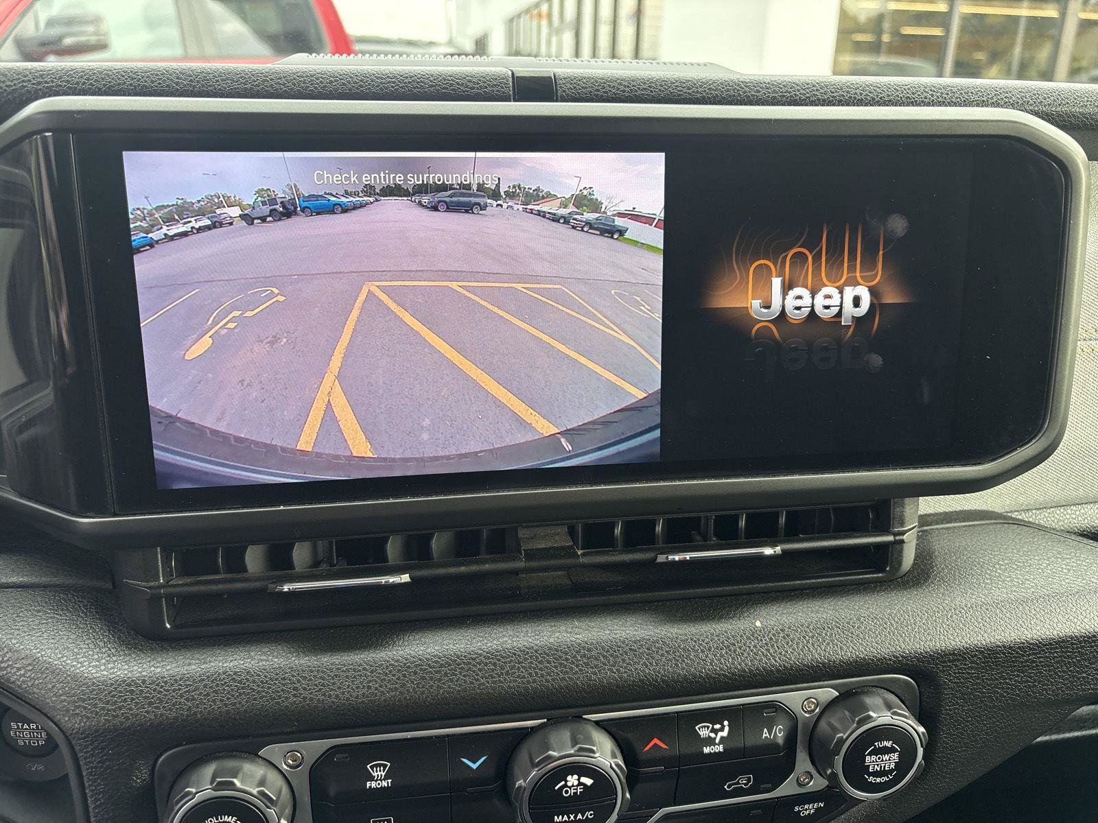 Used 2025 Jeep Wrangler Sport AWD/4WD image 20