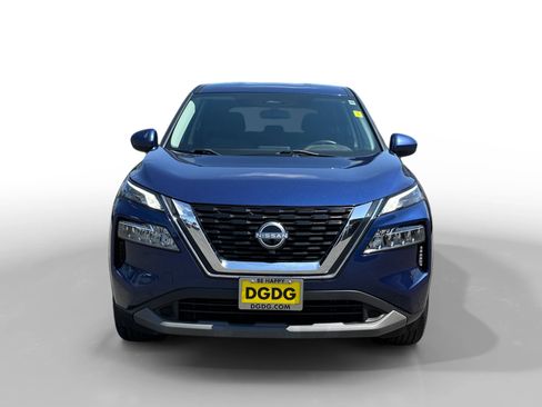 Used 2023 Nissan Rogue SV FWD image 8