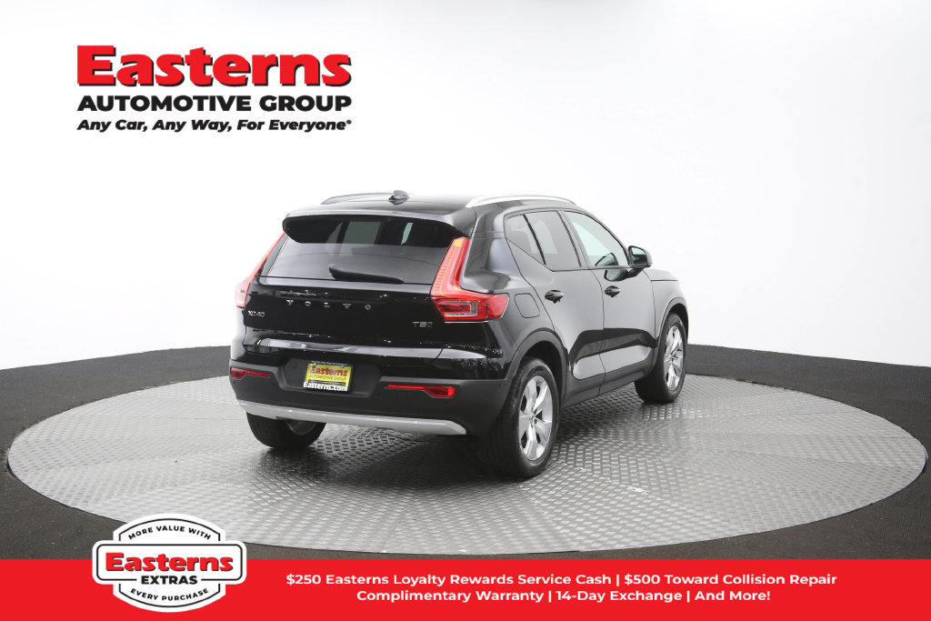 Used 2019 Volvo XC40 T5 Momentum AWD/4WD image 39
