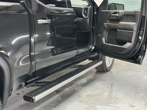 Used 2019 GMC Sierra 1500 Denali w/ Denali Ultimate Package AWD/4WD image 11
