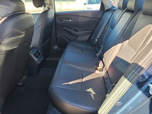 Used 2024 Honda Accord Touring image 11