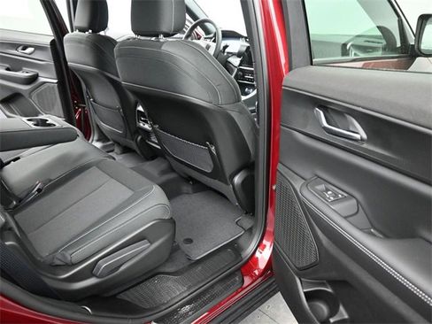 New 2025 Jeep Grand Cherokee L Laredo image 21