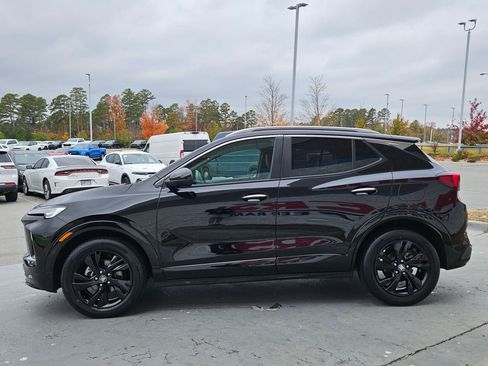 Used 2024 Buick Encore GX Sport Touring w/ Comfort Package image 4