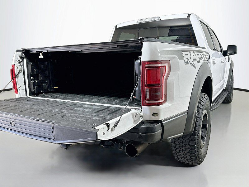 Used 2017 Ford F150 Raptor w/ Equipment Group 802A Luxury AWD/4WD image 28