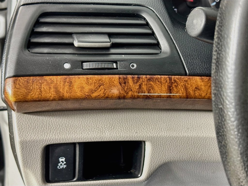 Used 2012 Honda Accord EX image 8