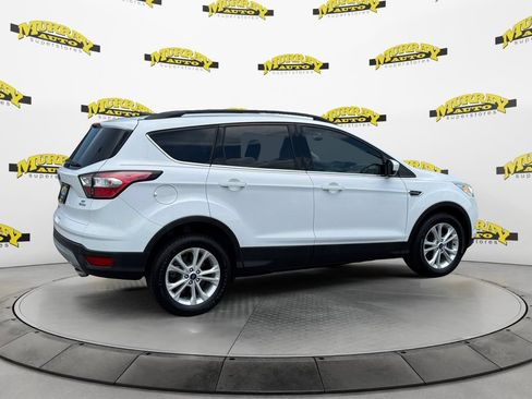 Used 2018 Ford Escape SE FWD image 5