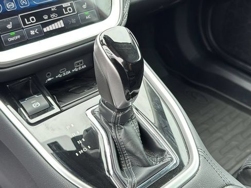Certified 2024 Subaru Legacy Premium AWD/4WD image 18