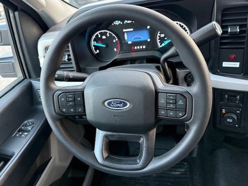 New 2025 Ford F550 4x4 Regular Cab Super Duty image 21