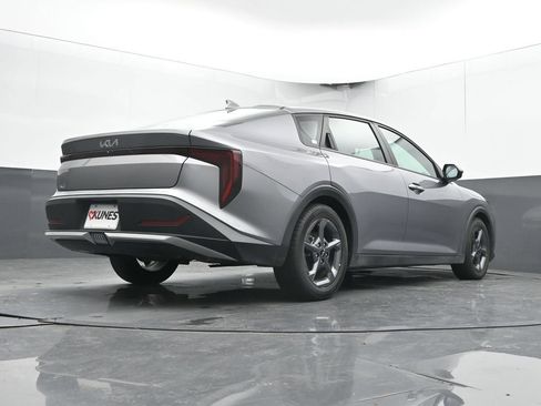 Used 2025 Kia K4 FWD image 34