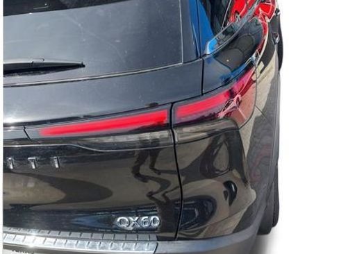 Used 2023 INFINITI QX60 Sensory w/ Cargo Package image 15