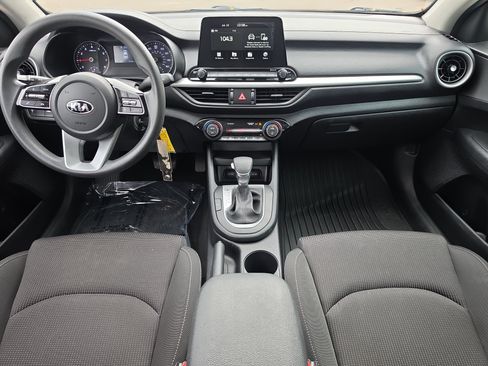 Used 2019 Kia Forte LXS FWD image 12