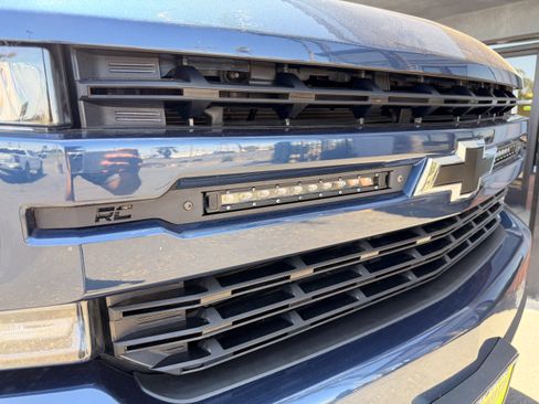 Used 2020 Chevrolet Silverado 1500 RST AWD/4WD image 3