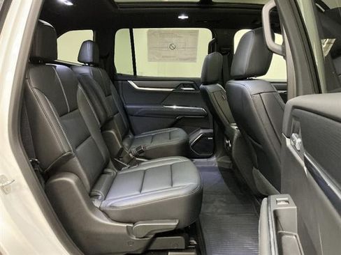 New 2026 GMC Acadia Elevation w/ Elevation Premium Package AWD/4WD image 39