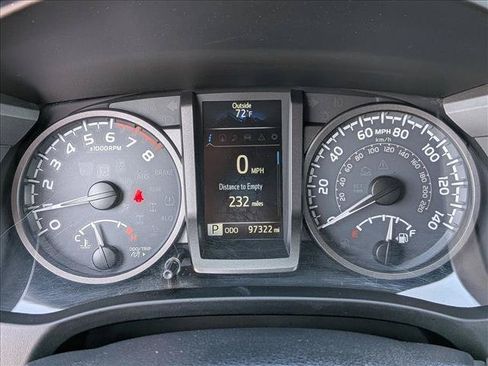 Used 2018 Toyota Tacoma TRD Sport RWD image 11