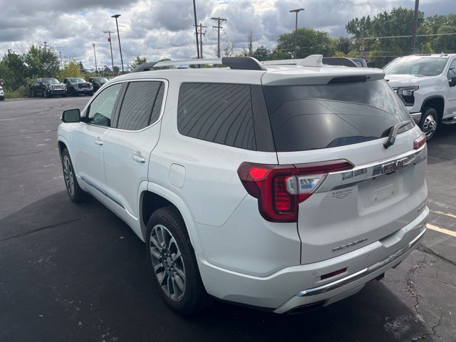 Used 2022 GMC Acadia Denali w/ Denali Ultimate Package AWD/4WD image 4