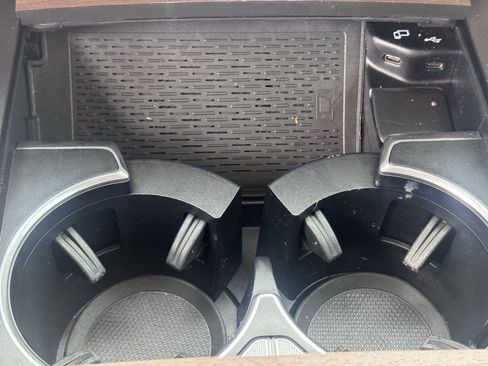 Used 2021 Mercedes-Benz GLE 350 image 29