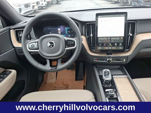 New 2026 Volvo XC60 B5 Plus w/ Protection Package Premier image 7