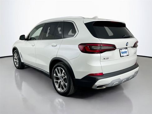 Used 2022 BMW X5 xDrive40i w/ Premium Package AWD/4WD image 4