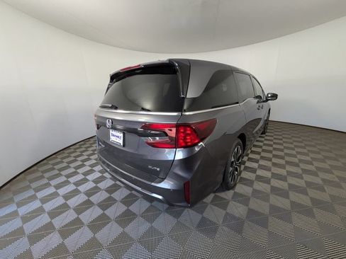New 2026 Honda Odyssey Elite image 3