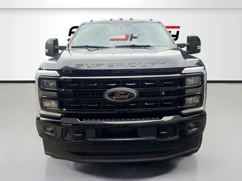 Used 2025 Ford F250 Lariat w/ Lariat Ultimate Package AWD/4WD image 2
