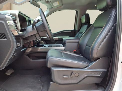 Used 2025 Ford F250 Lariat w/ Black Appearance Package AWD/4WD image 17