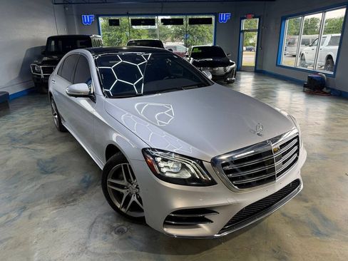 Used 2019 Mercedes-Benz S 560 4MATIC Sedan w/ AMG Line Exterior image 8