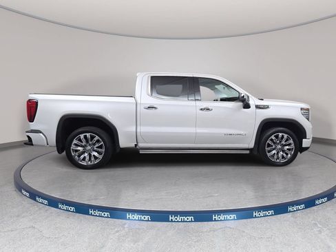 Used 2024 GMC Sierra 1500 Denali AWD/4WD image 5