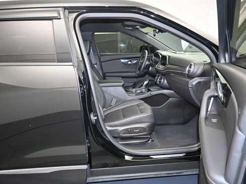 Certified 2022 Chevrolet Blazer Premier w/ Enhanced Convenience Package image 26