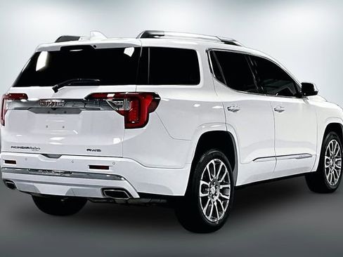 Used 2023 GMC Acadia Denali image 7
