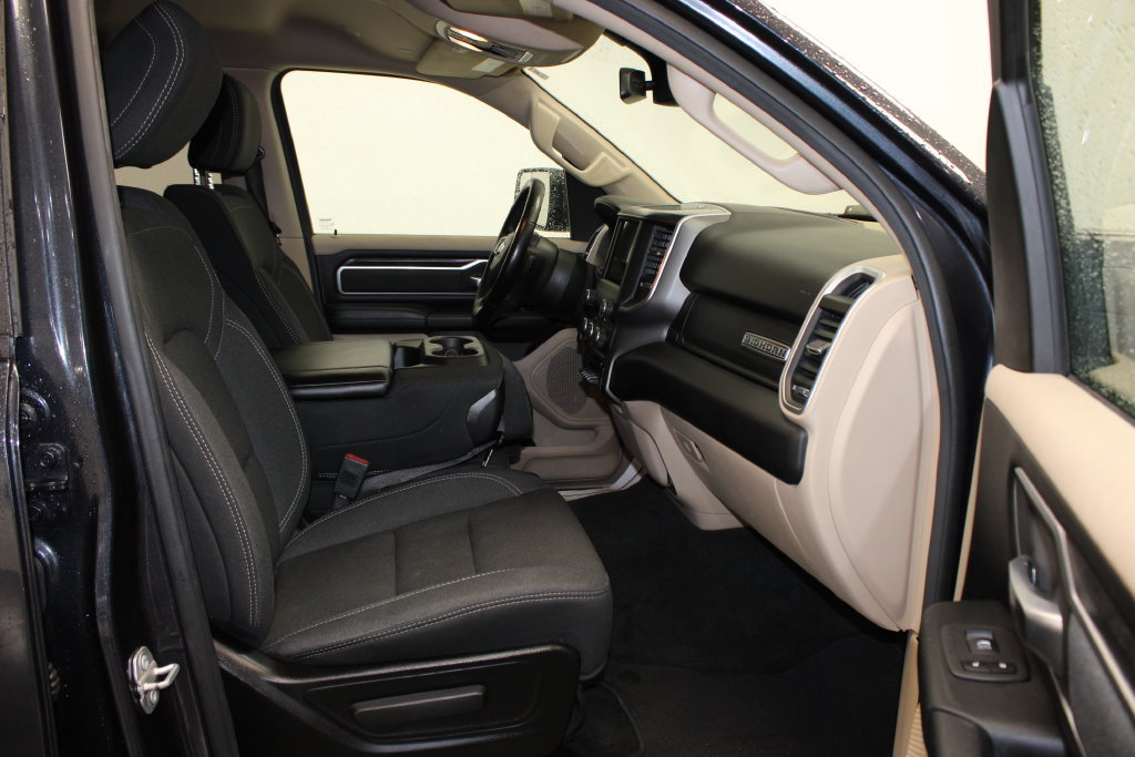 Used 2020 RAM 1500 Big Horn AWD/4WD image 8