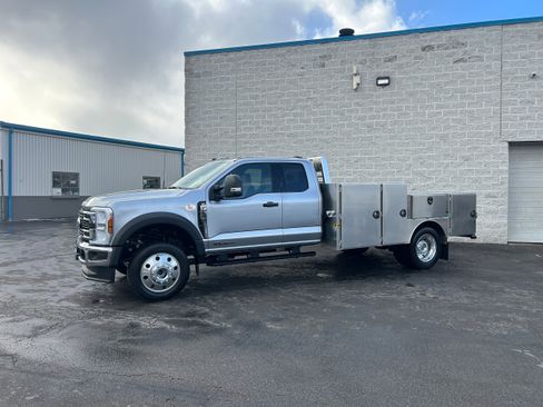 New 2026 Ford F550 4x4 Supercab Super Duty w/ XLT Value Package image 5