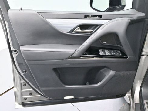 Used 2024 Lexus LX 600 F Sport image 13