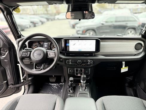 New 2026 Jeep Gladiator Sport image 9