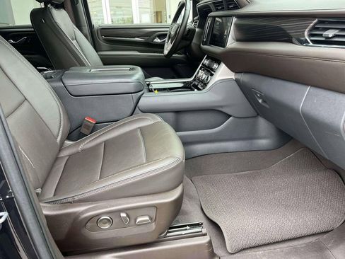 Used 2023 GMC Yukon Denali AWD/4WD image 24