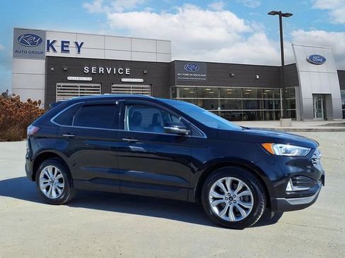 Used 2020 Ford Edge Titanium image 4