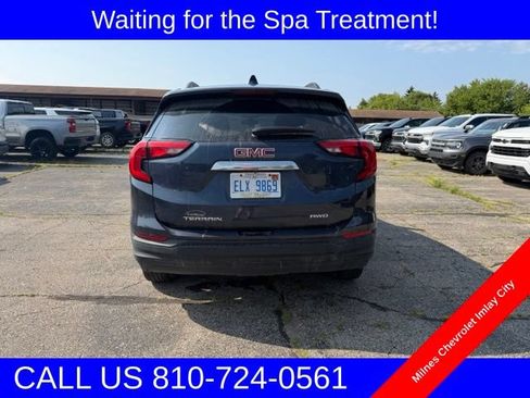 Used 2018 GMC Terrain SLE w/ Driver Convenience Package AWD/4WD image 2