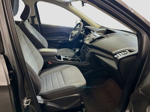 Used 2018 Ford Escape S image 31