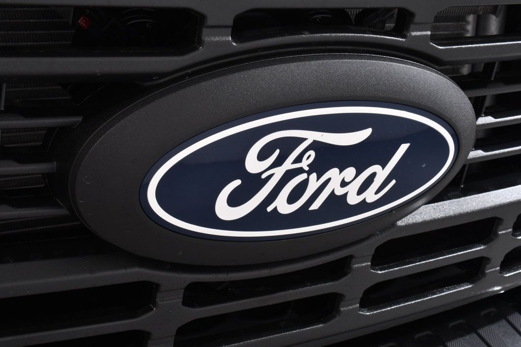New 2027 Ford F350 XL w/ XL Driver Assist Package AWD/4WD image 20